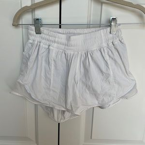 white lululemon hotty hot shorts, size 4